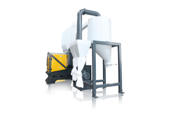 स्वचालित रिवर्स सिस्टम के साथ एकल शाफ्ट रोटरी कतरनी Shredder 380v 50hz