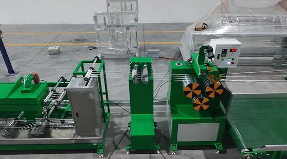 उत्पाद की शक्ति बढ़ाने के लिए बहु-चरण खिंचाव और गर्मी सेटिंग